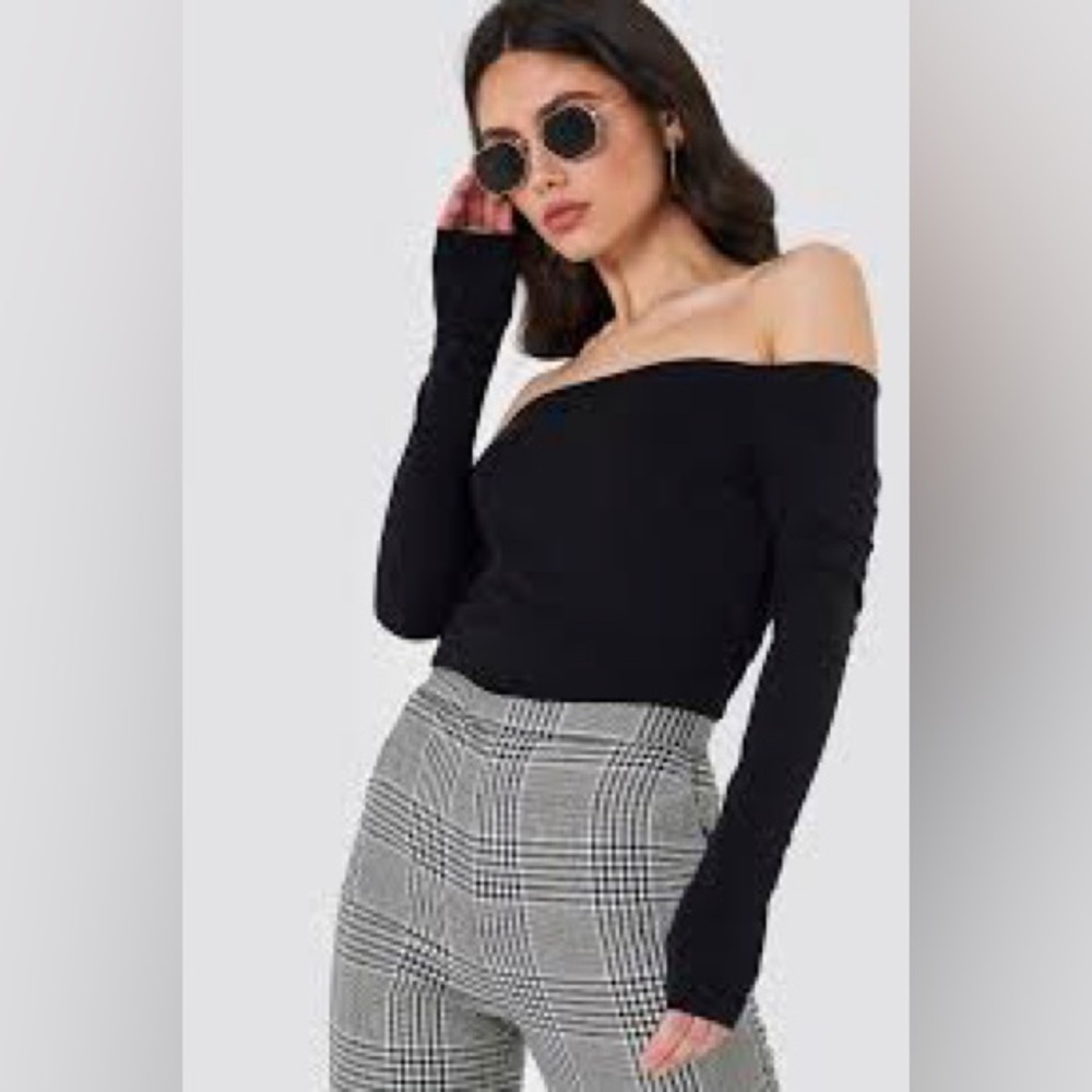 Zara Size M Cotton Black Off-Shoulder Women's Top
